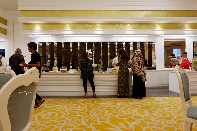 Hidangan buka puasa di Adimulia Hotel Medan