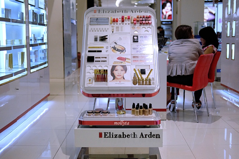 Kosmetik Elizabeth Arden di Parkson Medan