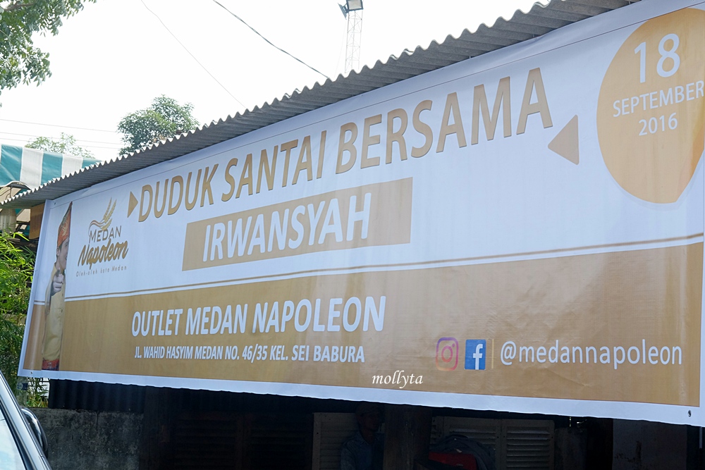 Medan Napoleon Oleh-oleh kota Medan