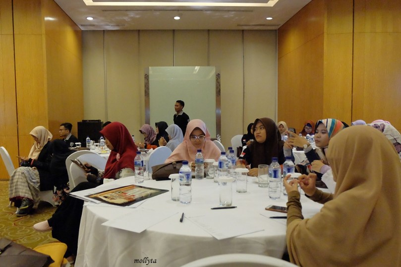 Para peserta acara Ngobrol Bareng MPR RI di Medan