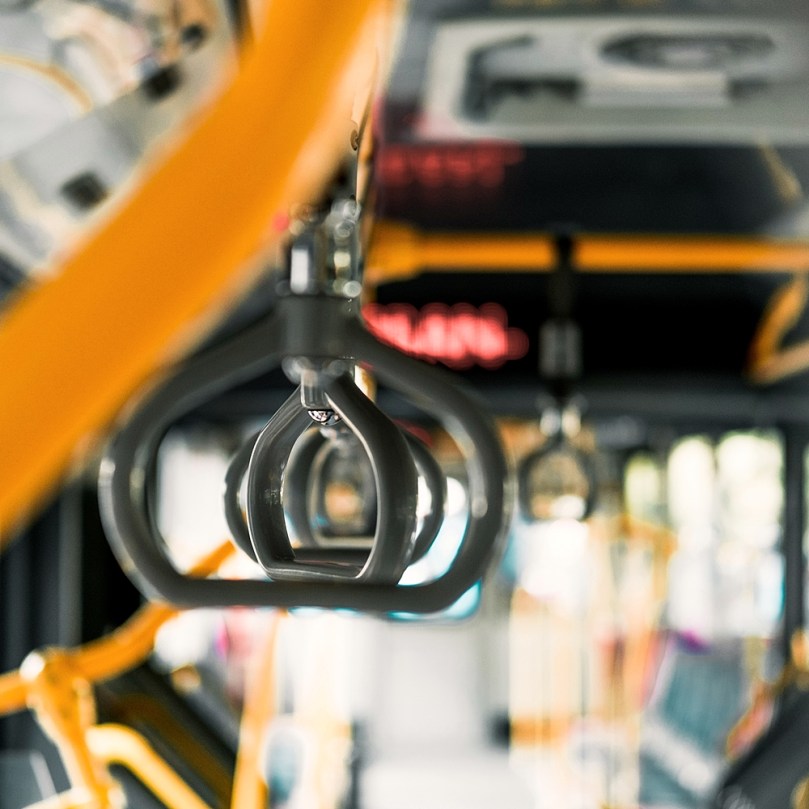 Ayo Naik Bus di Jakarta