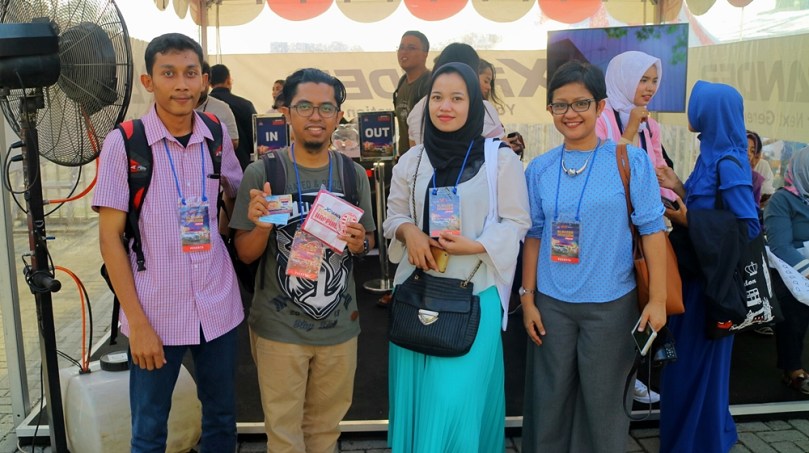 Beramai-ramai test drive Mitsubishi XPANDER di Medan