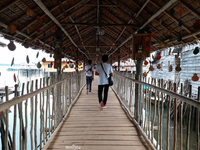 Masuk ke restoran Kopak Jaya 007