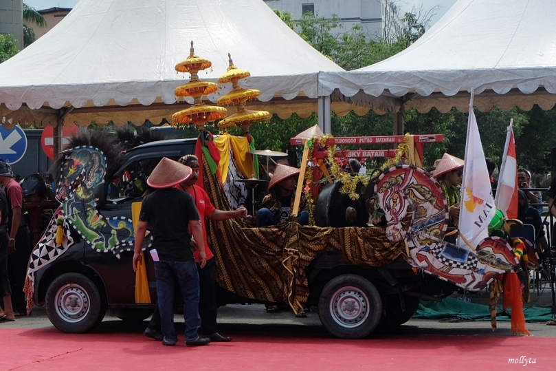 Atraksi budaya 2 Batam International Culture Carnival 2018