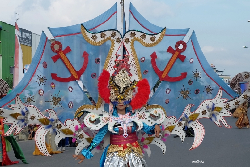 Parade kostum 7 Batam International Culture Carnival 2018