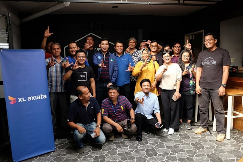 XL Axiata di Kafe Jumpa Kawan Medan