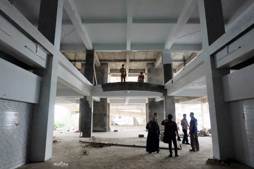 Pembangunan atrium Pasar Tikung Medan