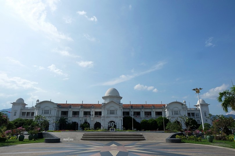 Bangunan unik Ipoh railway Station