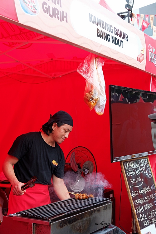 Kambing bakar Bang Ndut di Pucuk Coolinary Festival Medan