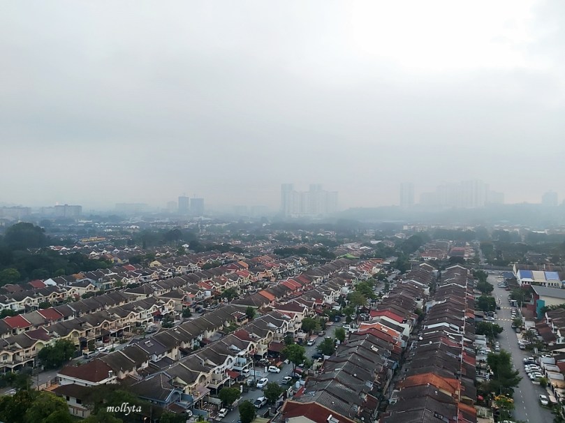 Pagi dari Palmville Resort Condominium