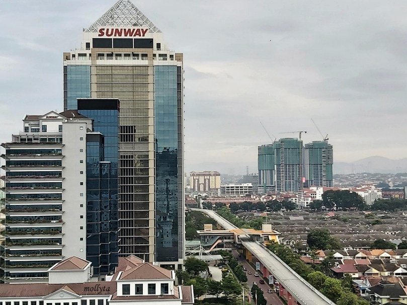 View pagi hari di Palmville Resort Condominium