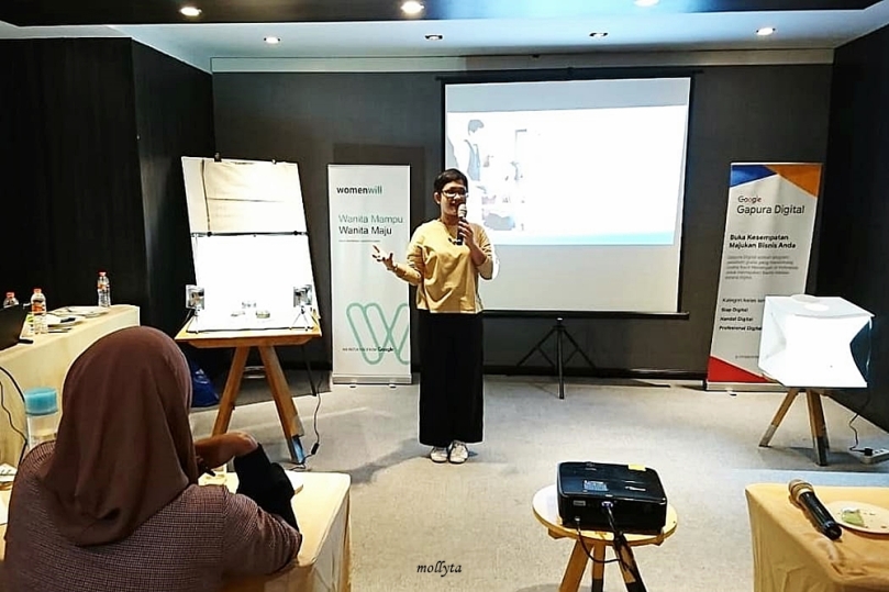 Mollyta di kelas wirausaha Google Gapura Digital di Medan